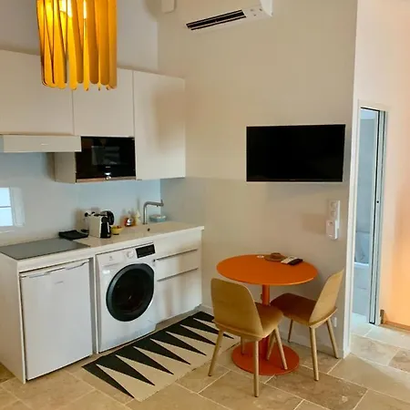 7 Particulier Apartment *